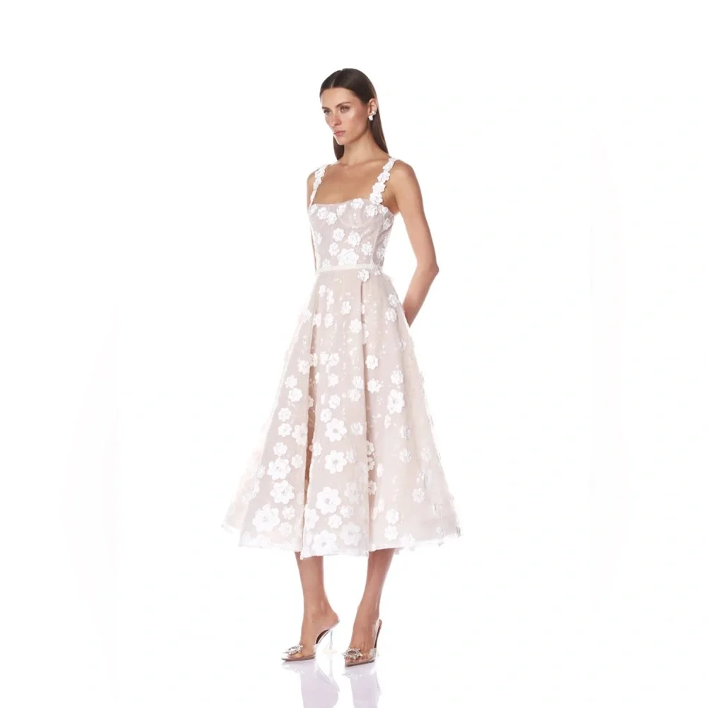 NWOT BRONX AND BANCO Mademoiselle Embroidered White Floral Midi Bridal Dress - Picture 4 of 16